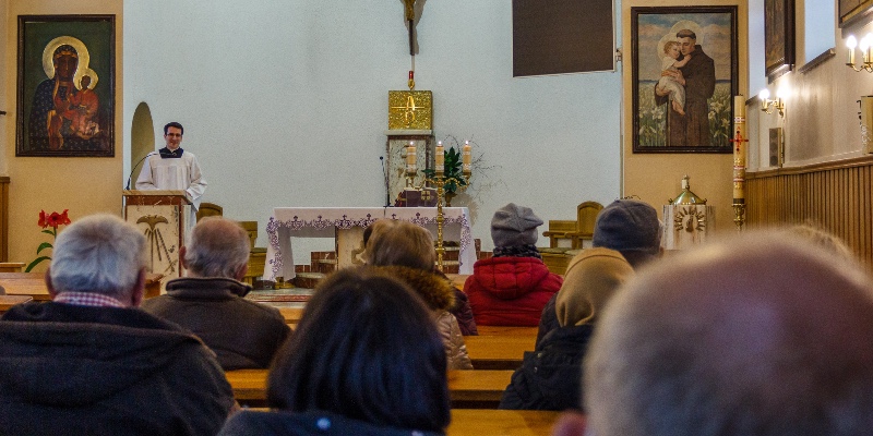 "Oto ja, poślij mnie" (Iz 6,8)