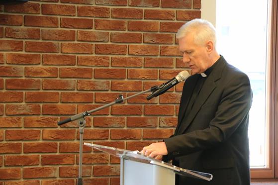 2019-11-07 Spotkanie mlodych ksiezy i sympozjum w Domus Mater (40).JPG