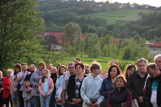 2022-05-21 Procesja do krzyża (12).jpeg